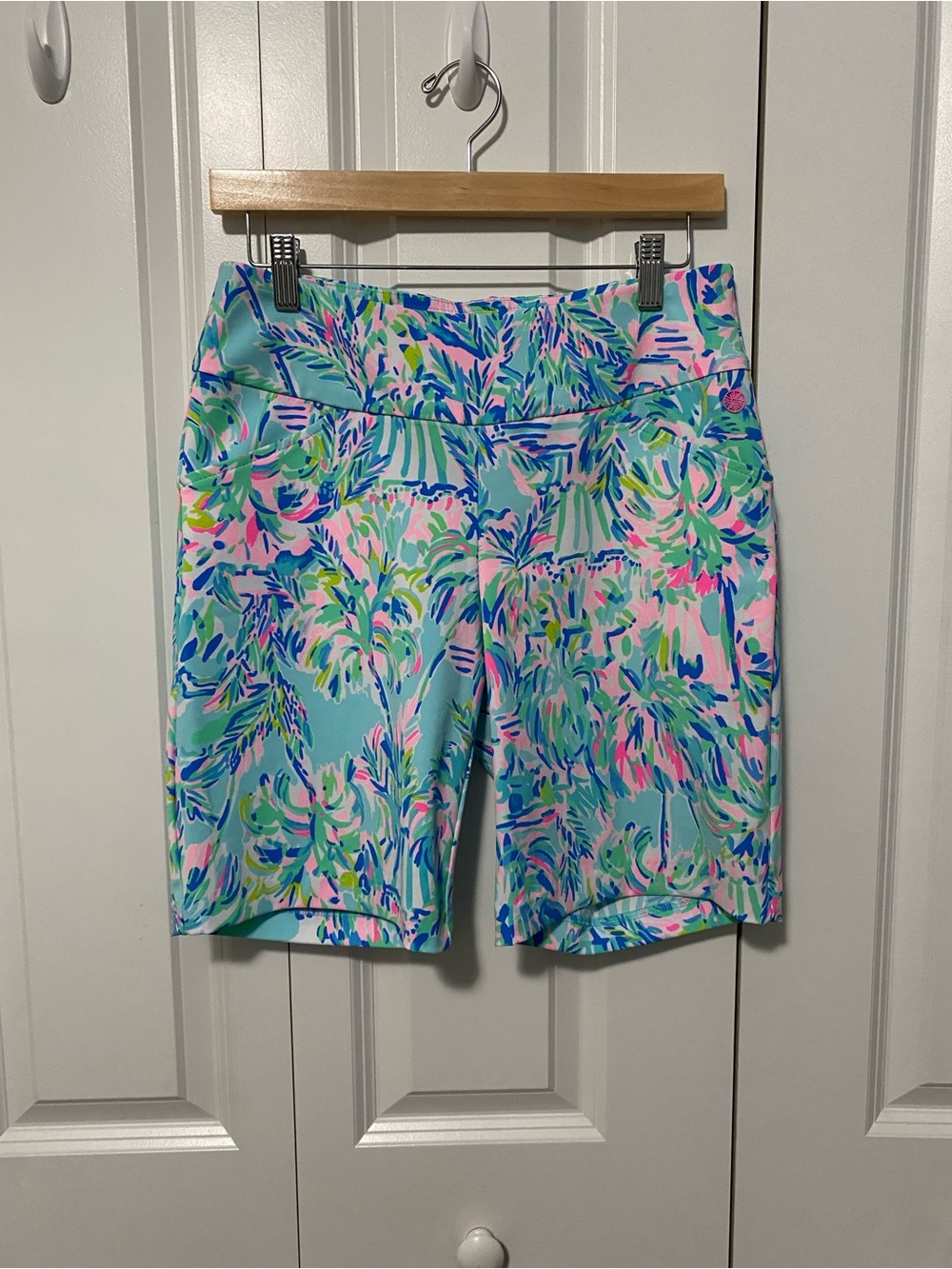 Lilly Pulitzer Luxletics Pastel Floral Bike Shorts in Aqua, Pink & Green - Picture 2 of 8